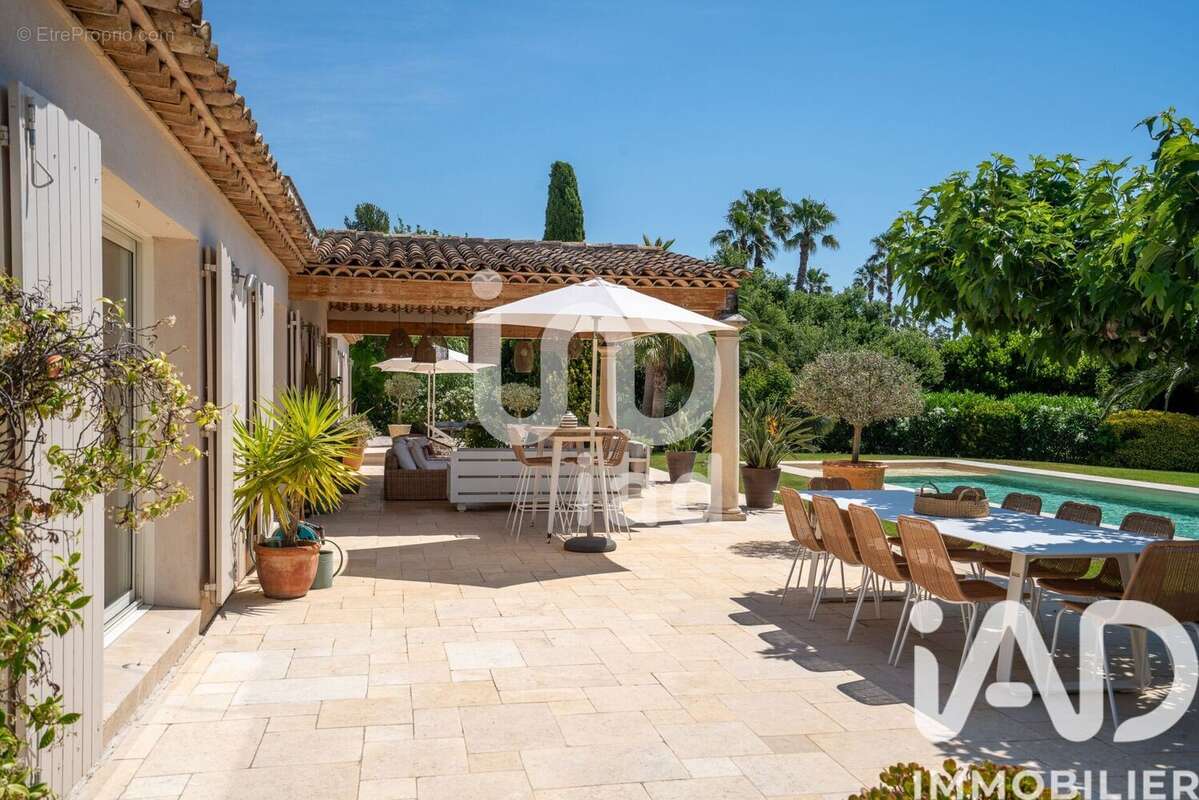 Photo 4 - Maison à GRIMAUD