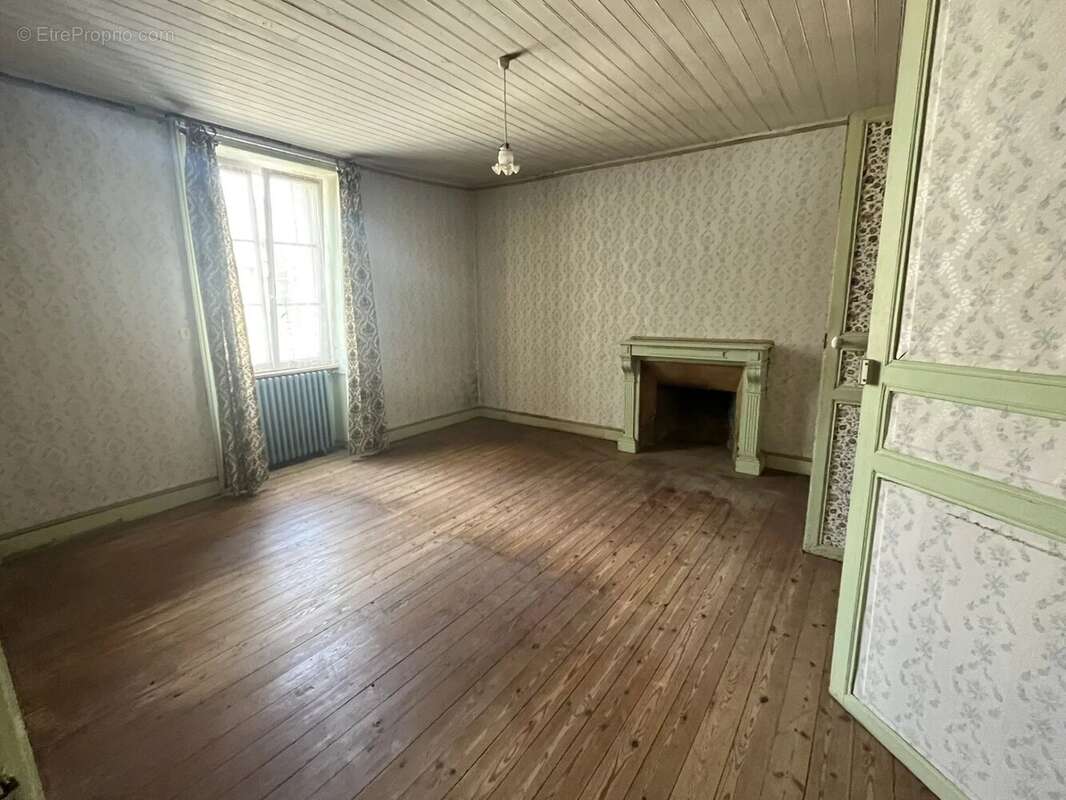 Maison à PLOUER-SUR-RANCE