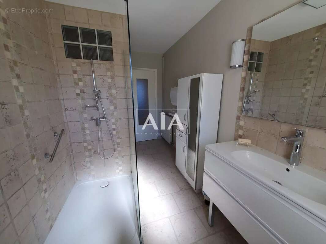 Maison à THEIL-RABIER