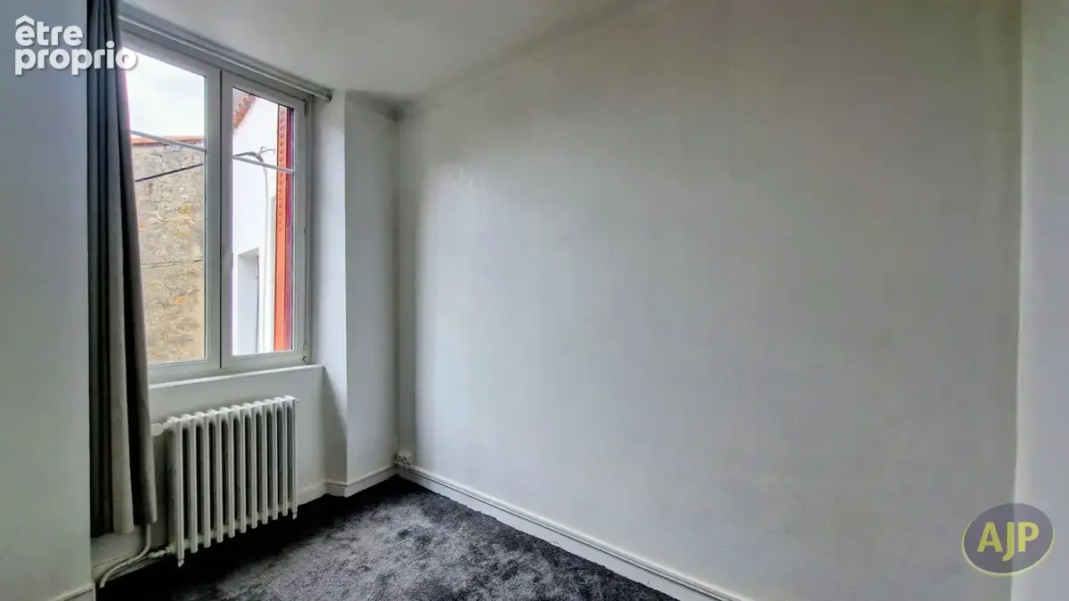 Immeuble avec 3 appartements Clisson centre - photo 9