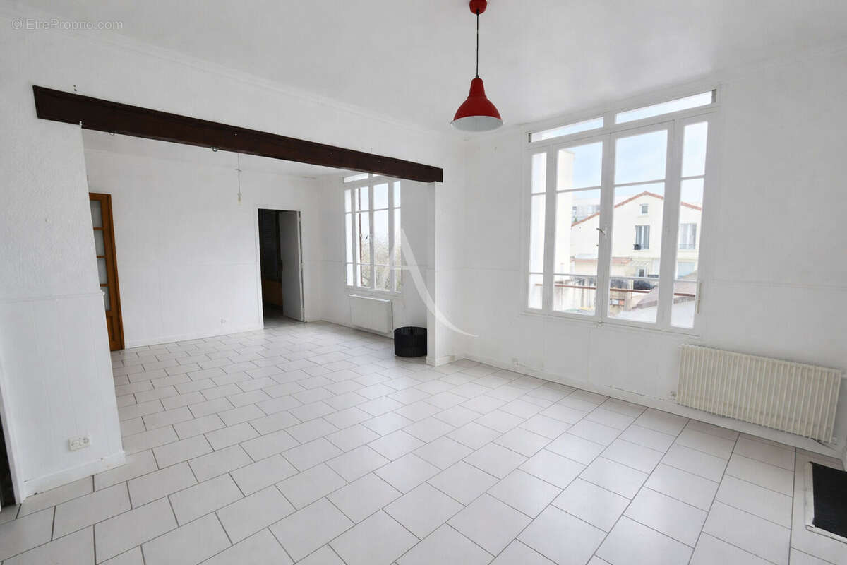 Appartement à IVRY-SUR-SEINE