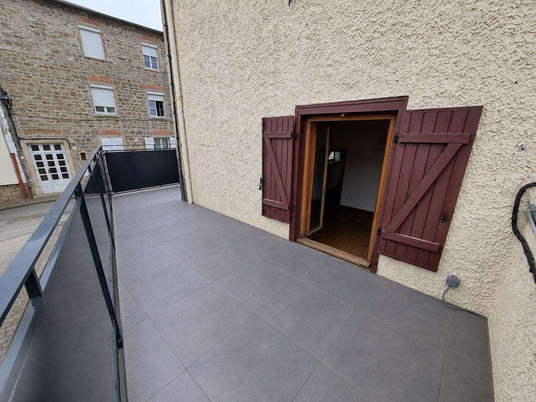 Maison à MESSIMY