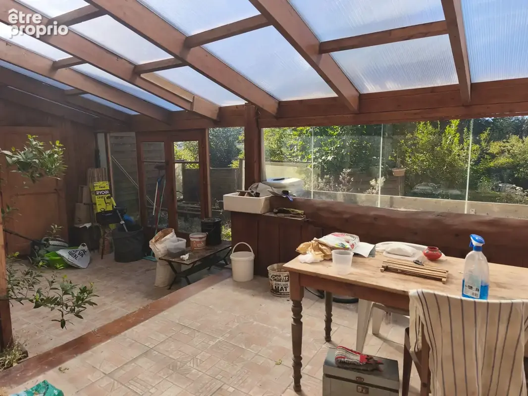 maison avec 2 appartements avec grand garage - photo 11