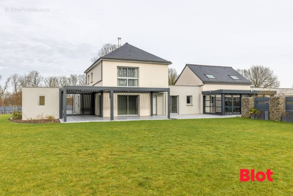 Maison à LA GUERCHE-DE-BRETAGNE