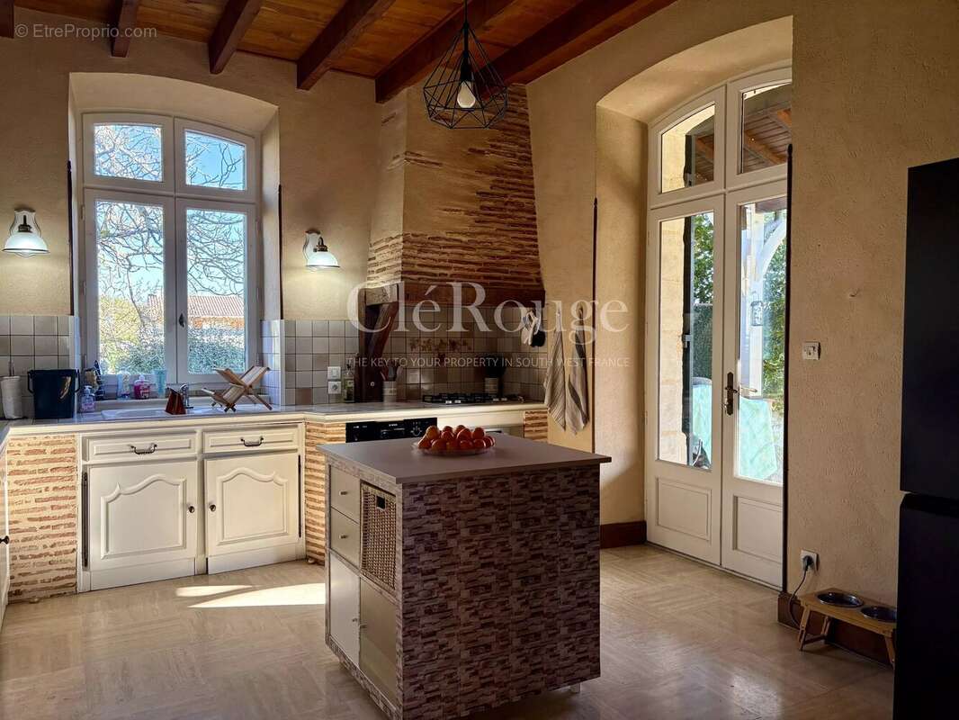 Maison à TOMBEBOEUF