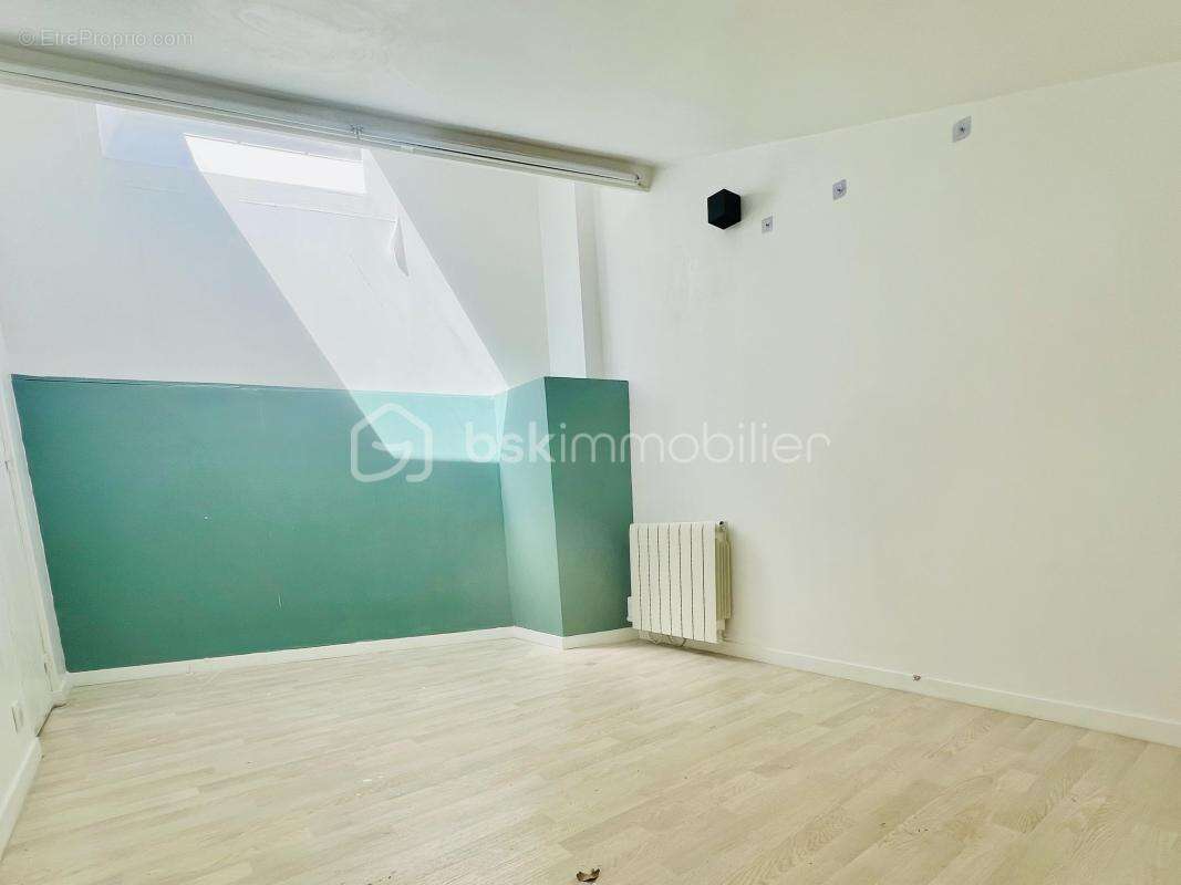 Appartement à PONTAULT-COMBAULT