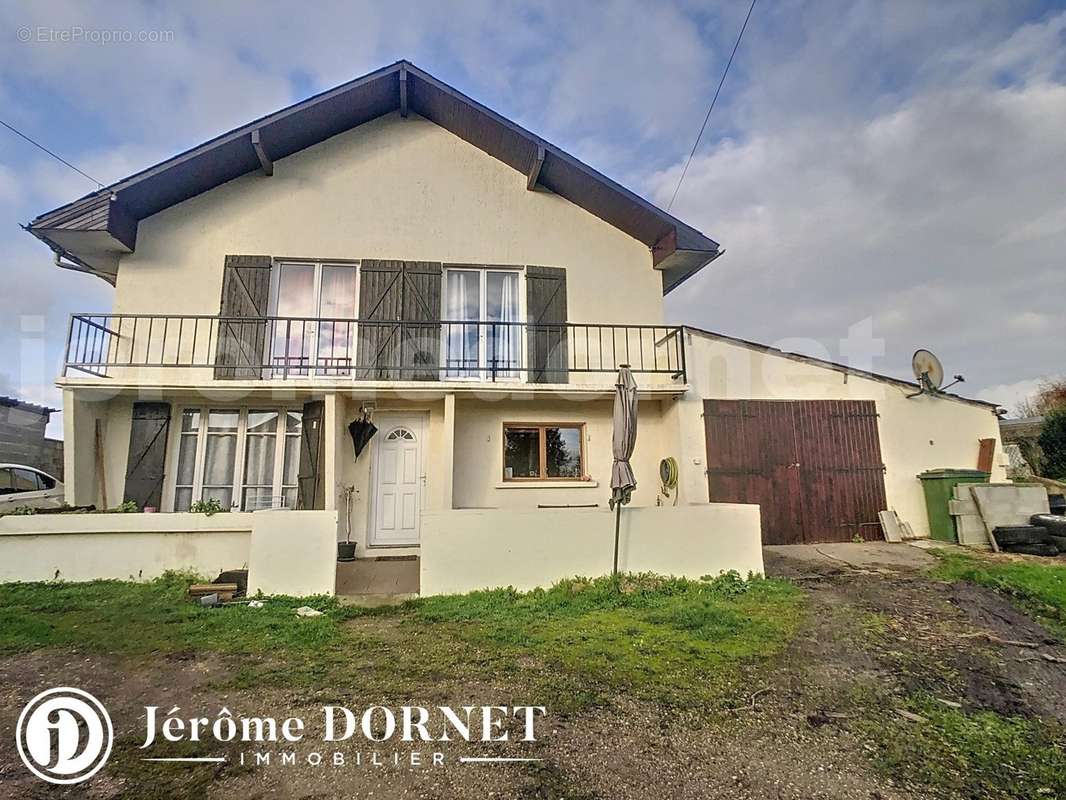 har_00019_848074a - Maison à GRANDVILLIERS