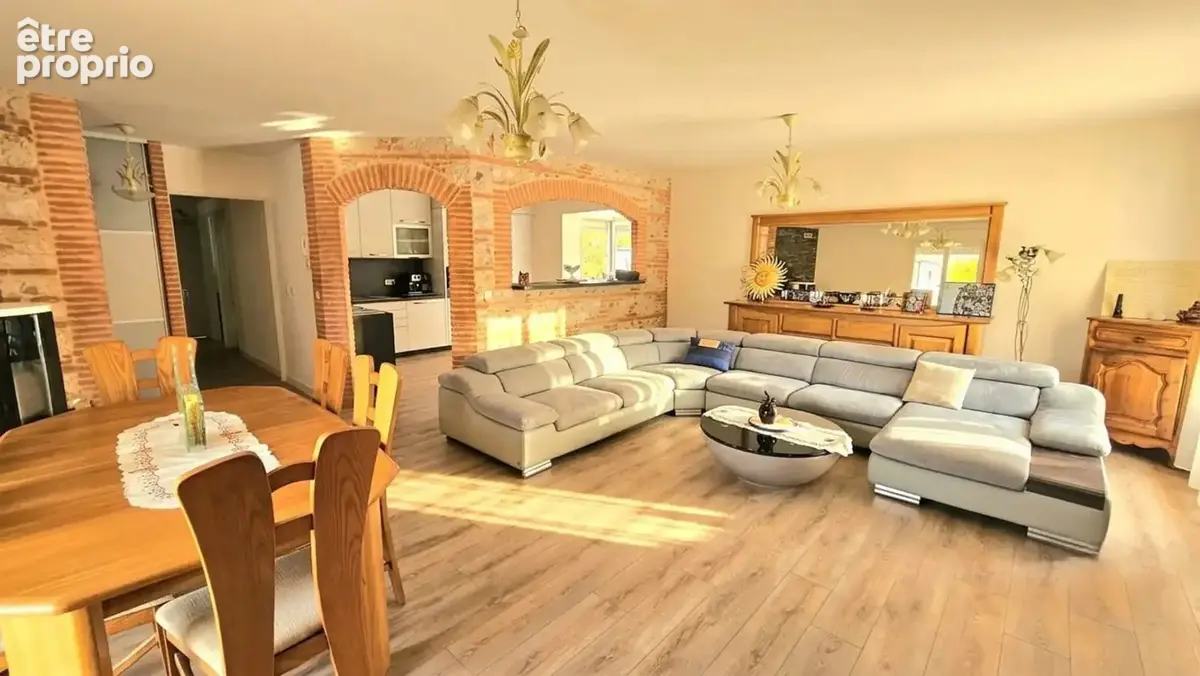 Maison 4 pièces 171 m² à vendre à Plaisance-Du-Touch (31830) - photo 3