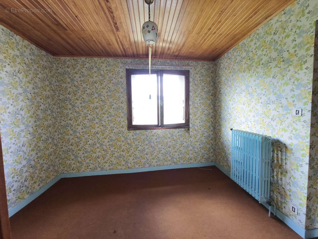 maison avec terrain et garage - photo 12