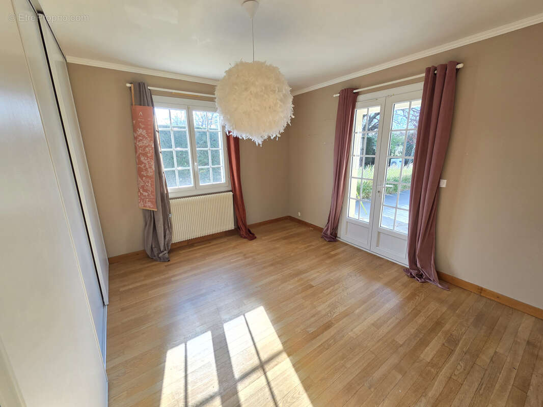 Maison à ROUSSILLON