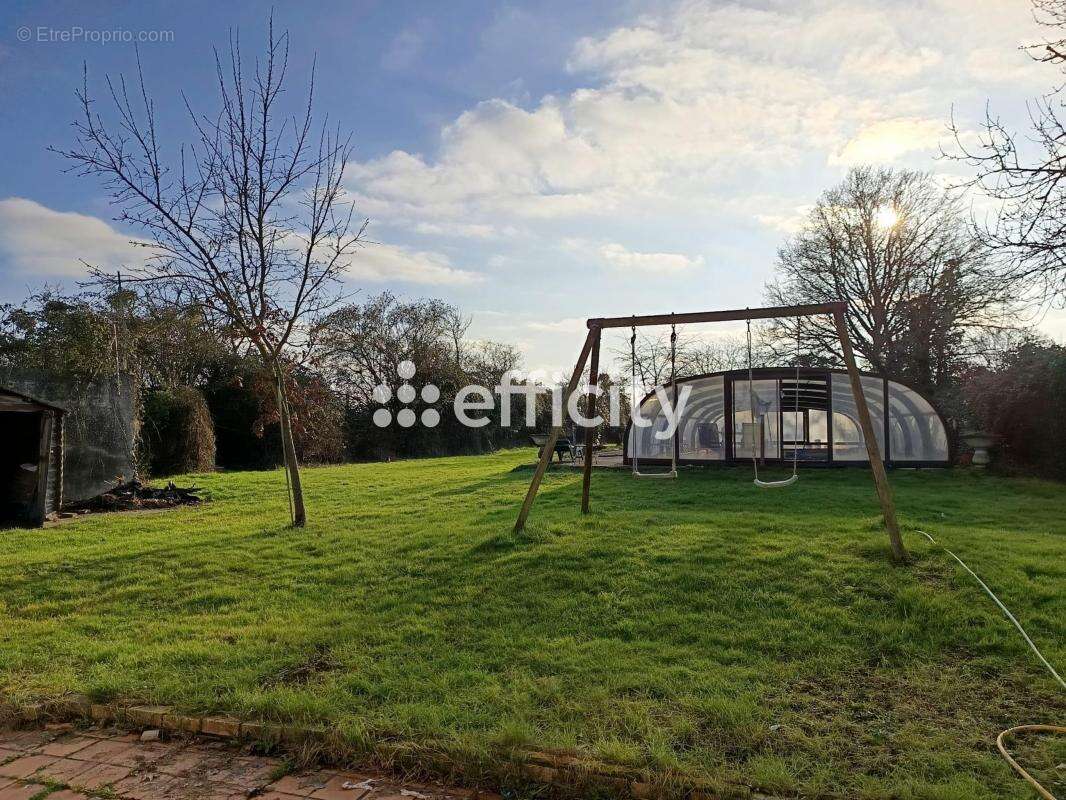 Maison à CONGE-SUR-ORNE