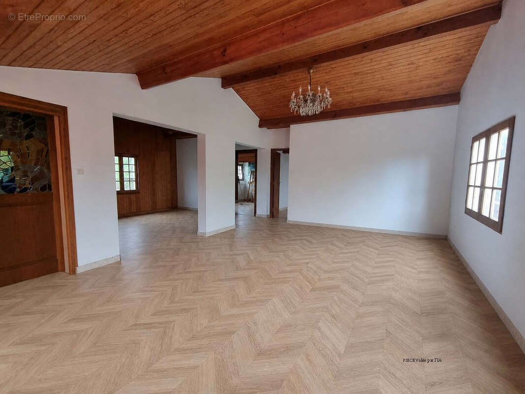 Maison à VILLEFRANQUE