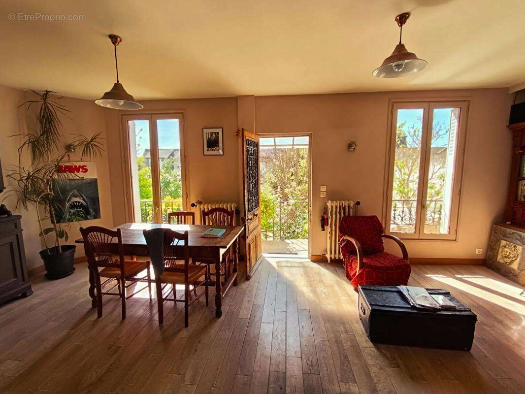 Maison à FONTENAY-SOUS-BOIS