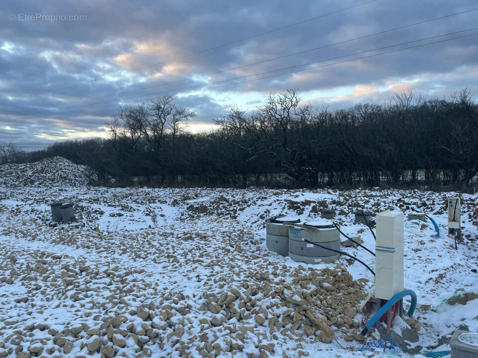 Terrain à METZERESCHE