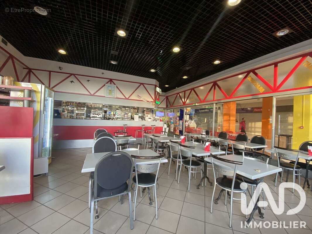 Commerce 225 m² à Montlucon  - photo 6