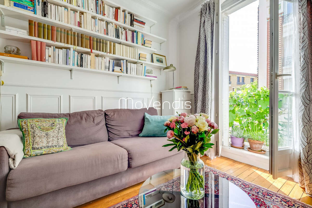 Appartement à PARIS-20E
