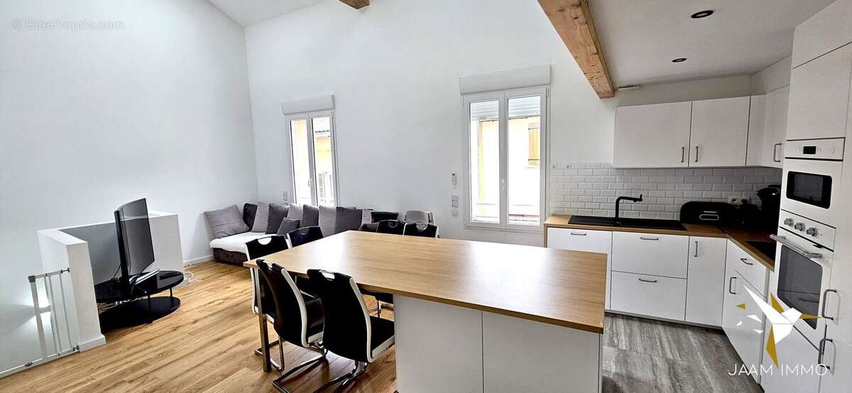 Maison à CORCELLES-EN-BEAUJOLAIS