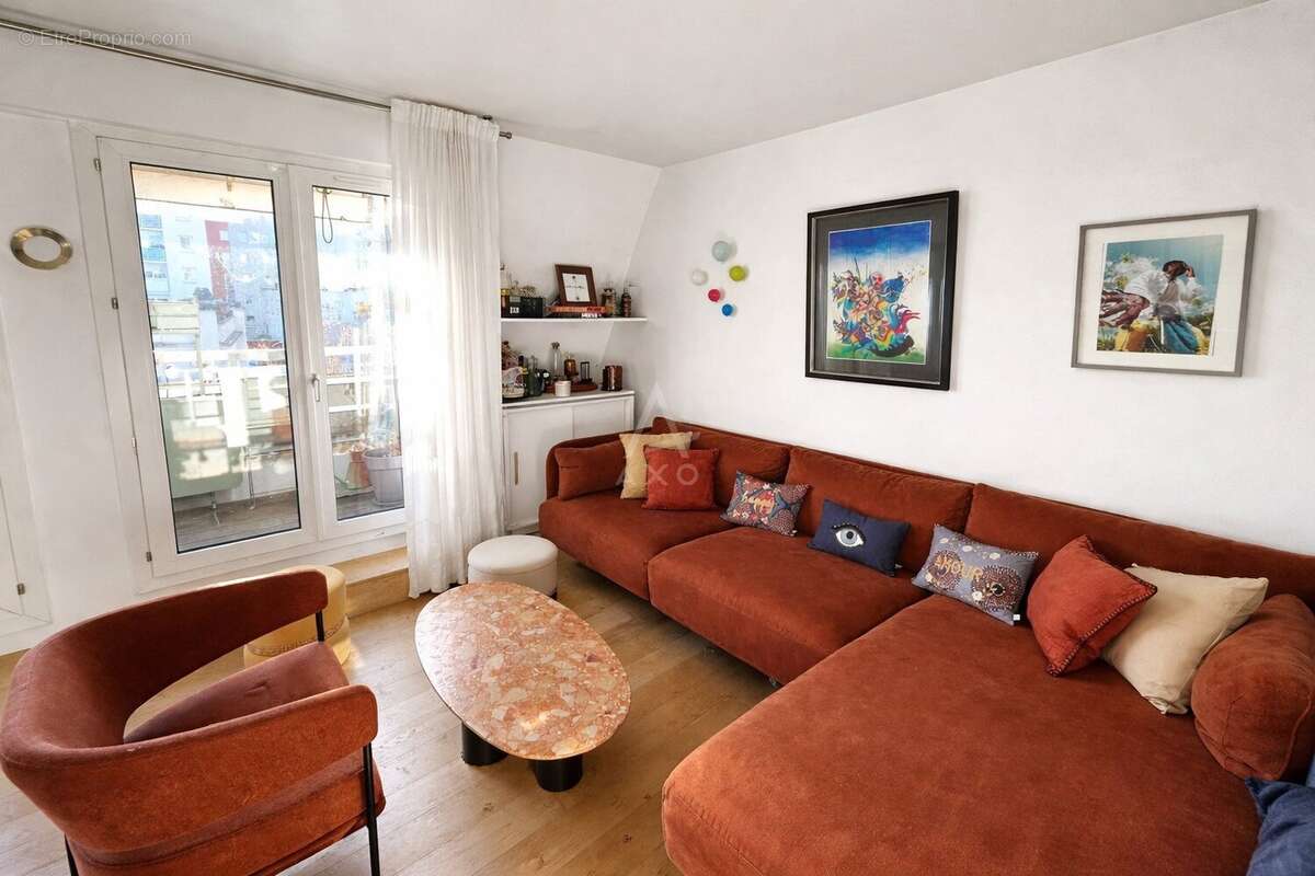 Appartement à SURESNES