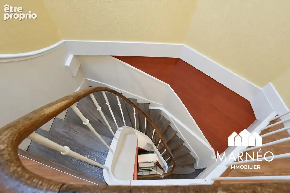 Appartement 7 pièces 125 m² à vendre à Chalons-En-Champagne (51000) - photo 7