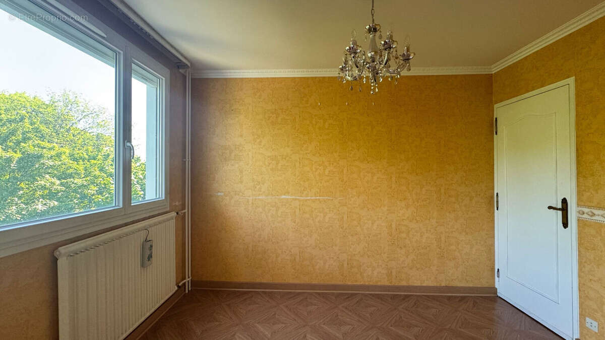 Appartement à LIVRY-GARGAN