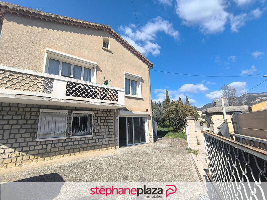 Maison à BUIS-LES-BARONNIES