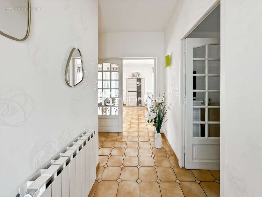 Maison 110 m² à Boussens  - photo 2