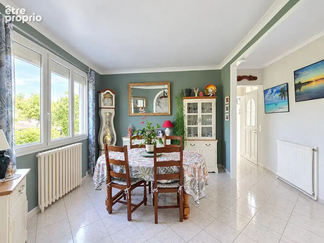 Maison individuelle avec 4 chambres, véranda et magnifique jardin - 175 M2 utiles - photo 5