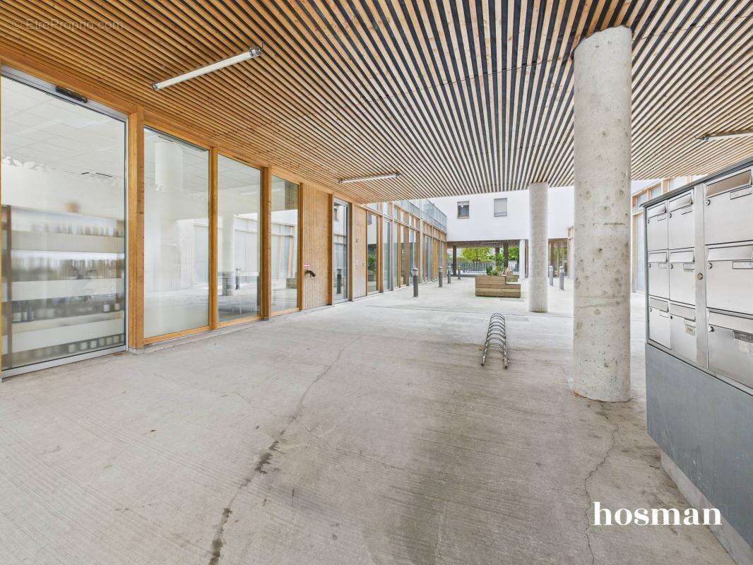 Appartement à L'ILE-SAINT-DENIS