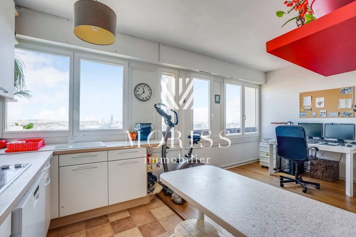 Appartement à IVRY-SUR-SEINE