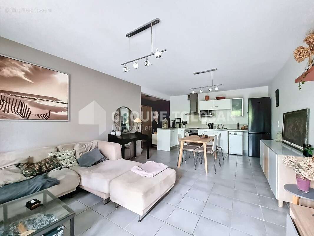 Appartement à POMPERTUZAT