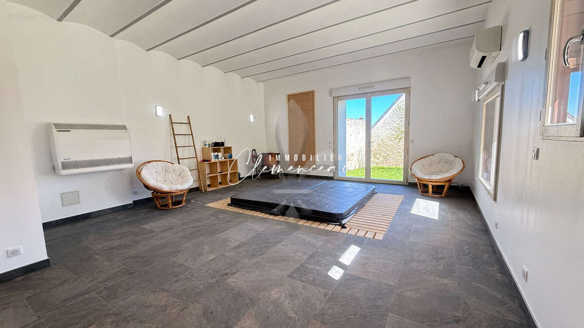 Maison à ECQUEVILLY