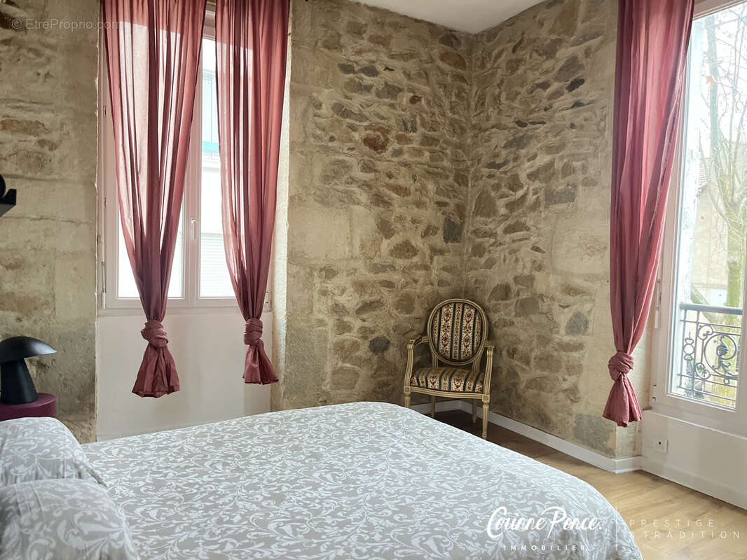 Nimes centre quartier proche jean jaures et jardins de la fontaine p2 bis 51m2  propose par corinne ponce - photo 6