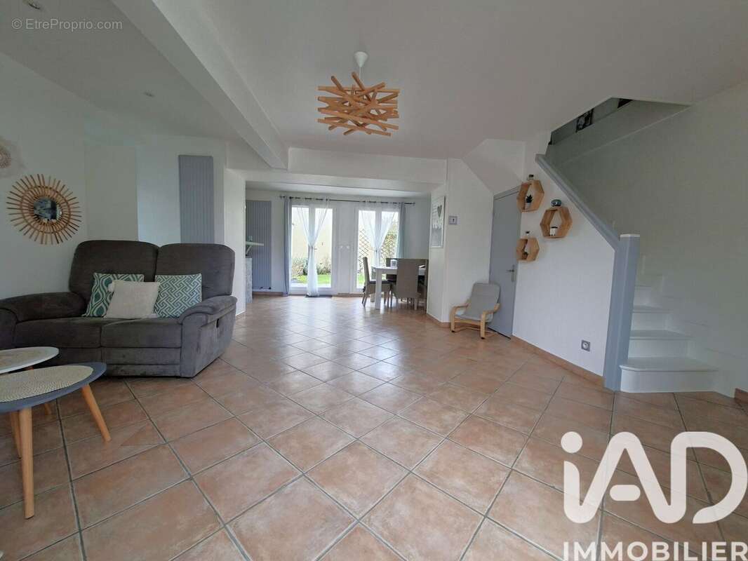 Photo 3 - Maison à VARREDDES