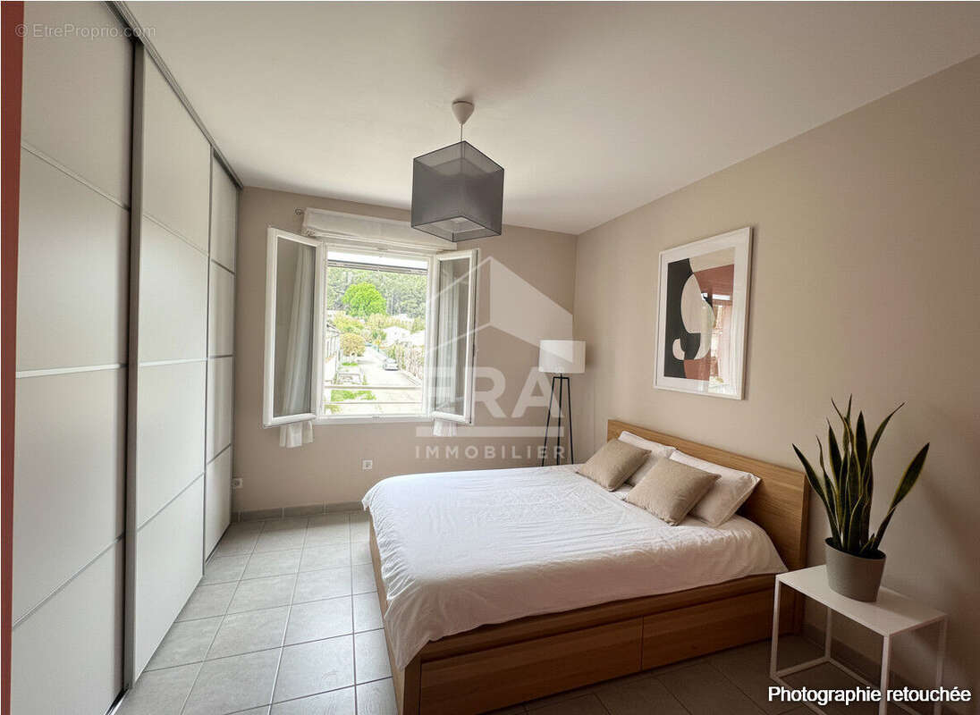 Appartement à SAINT-CHAMAS