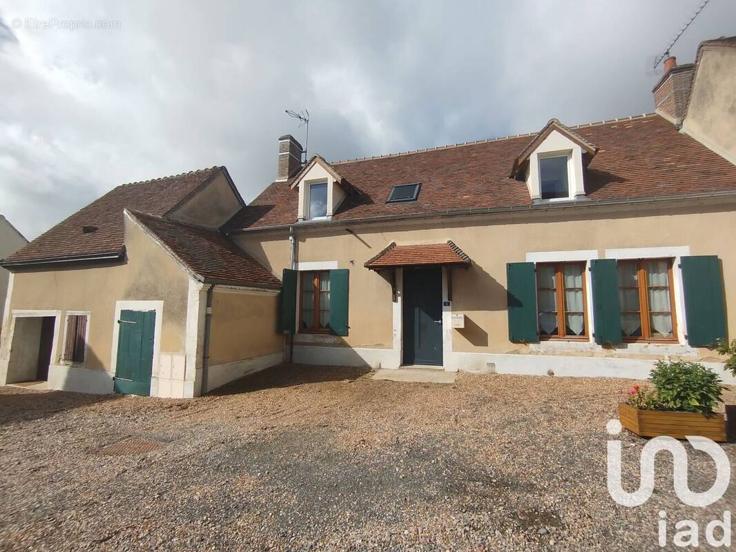 Photo 1 - Maison à LA CHAPELLE-SOUEF