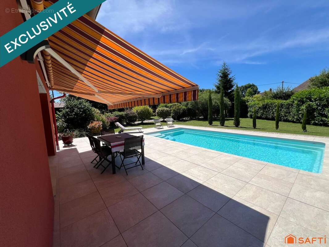 Maison 114 m² à La Chapelle-Saint-Sauveur  - photo 3