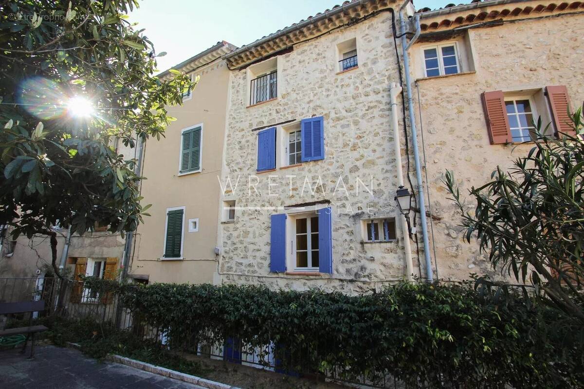 Maison à FAYENCE
