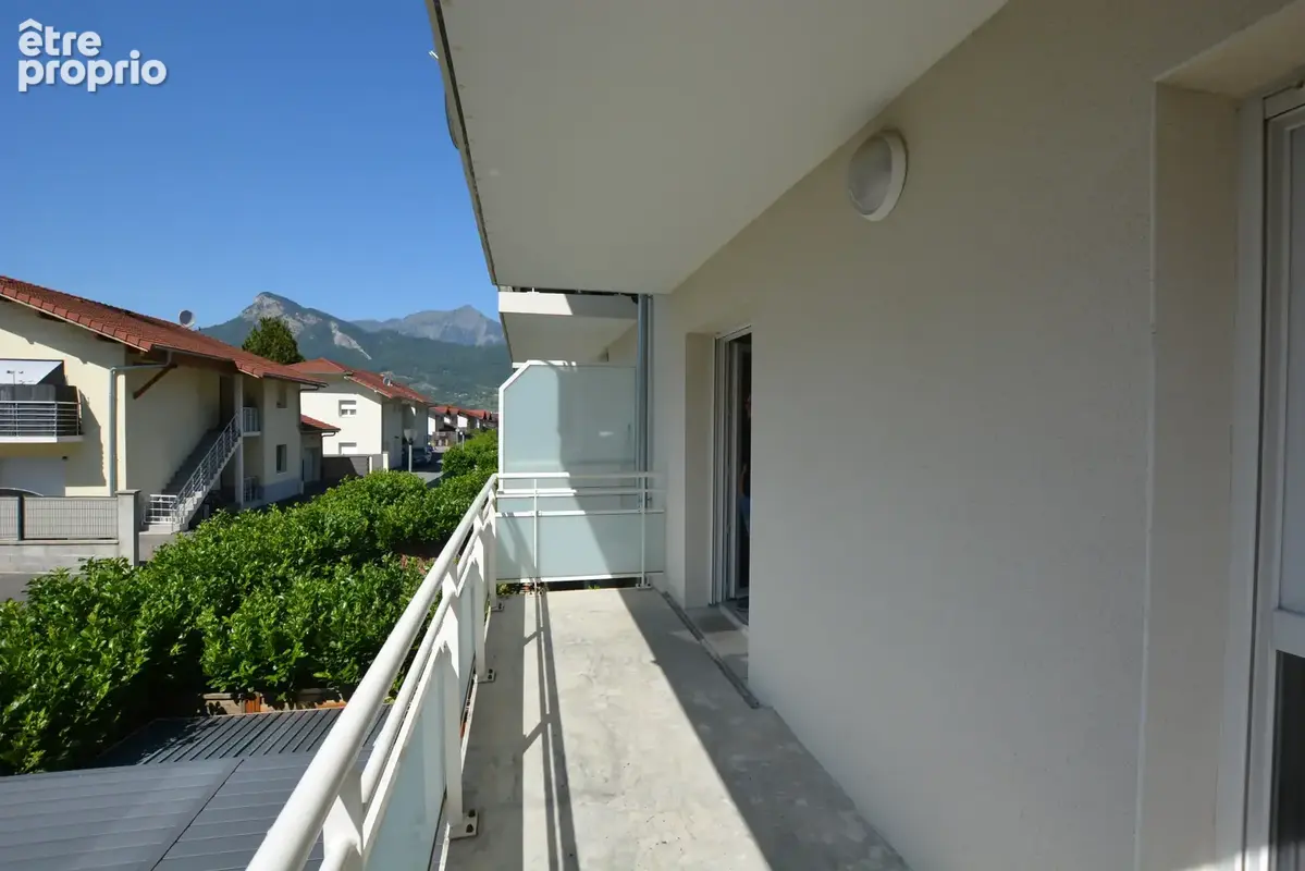 Appartement T2 avec balcon et places de stationnement - SCIONZIER - photo 2