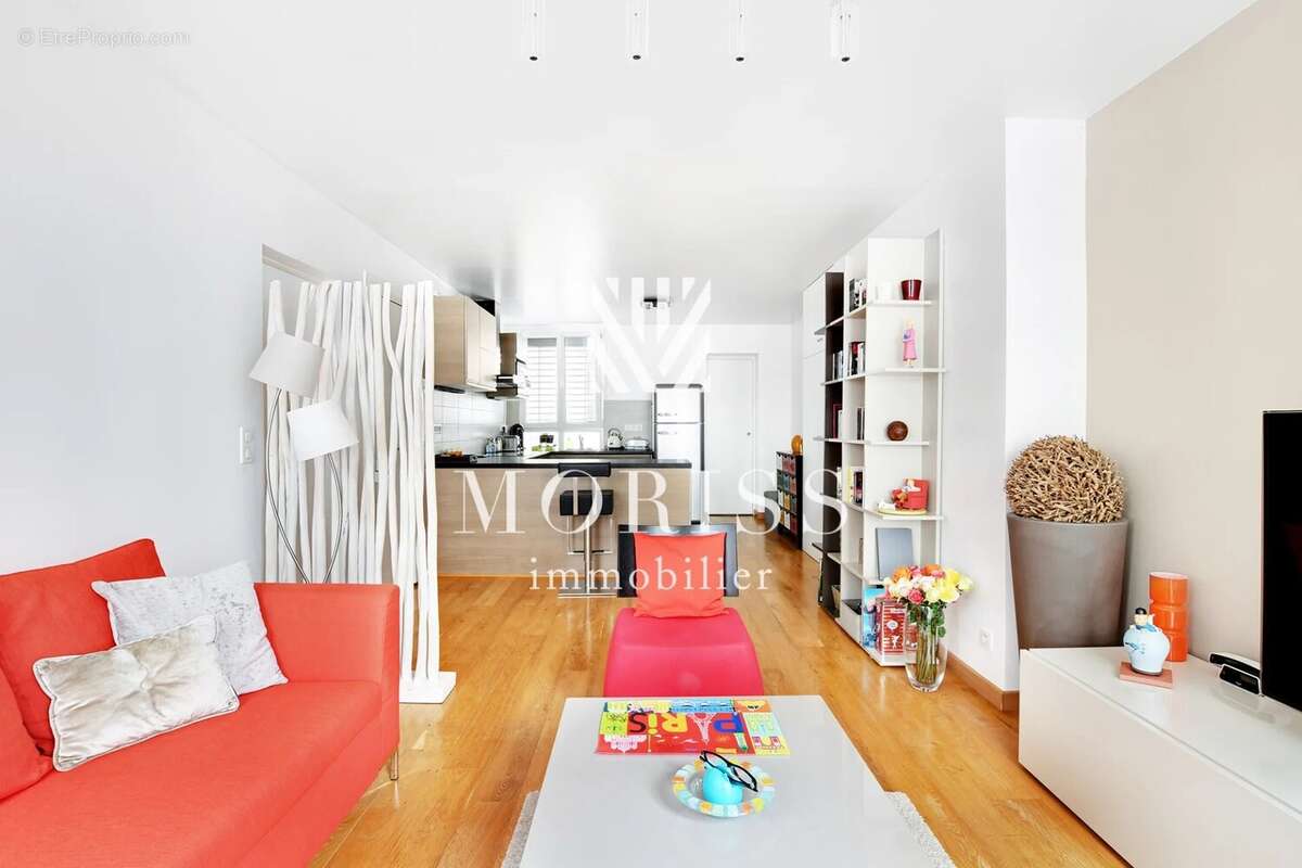 Appartement à PARIS-17E