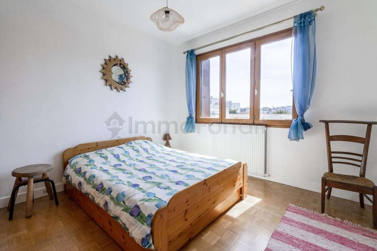 Appartement 74 m² à Arcueil  - photo 3