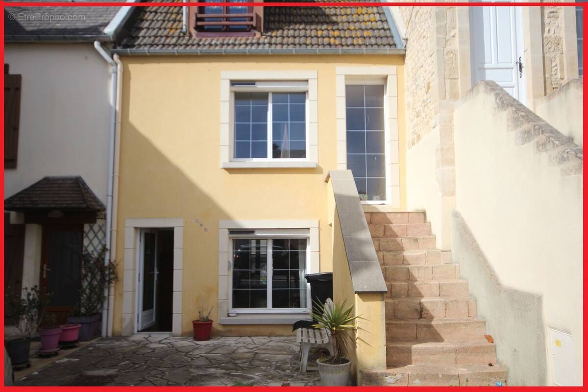 Maison à GRANDCAMP-MAISY