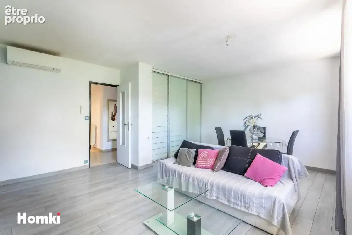 13012 t3 en rdc de 54 m² a 15 minutes a pied du metro de st barnabe - photo 9
