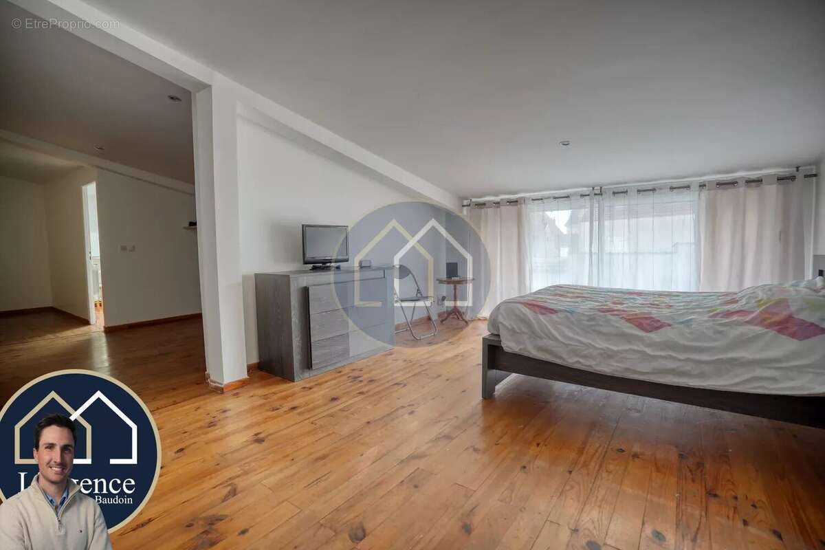 Appartement à MONDONVILLE-SAINT-JEAN