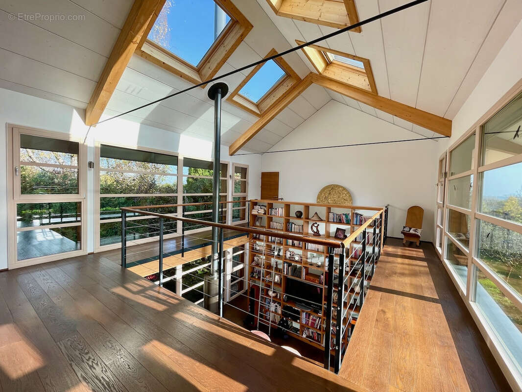 Maison à DIVONNE-LES-BAINS