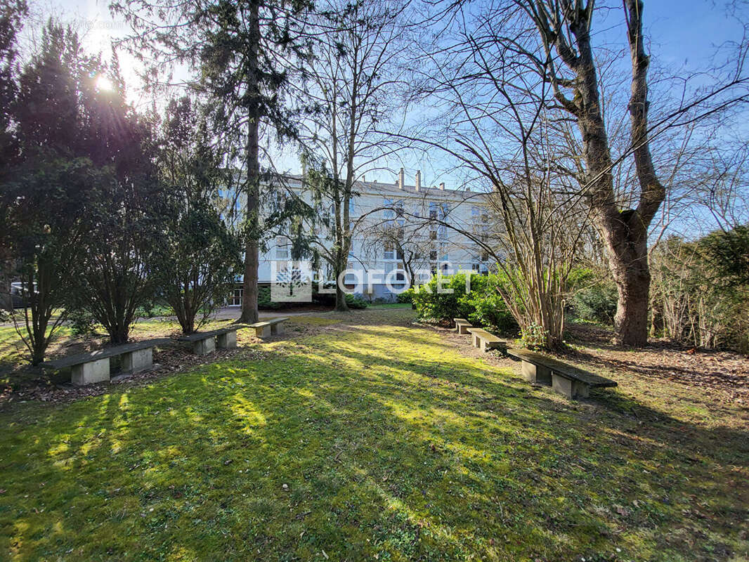 Appartement à RUEIL-MALMAISON