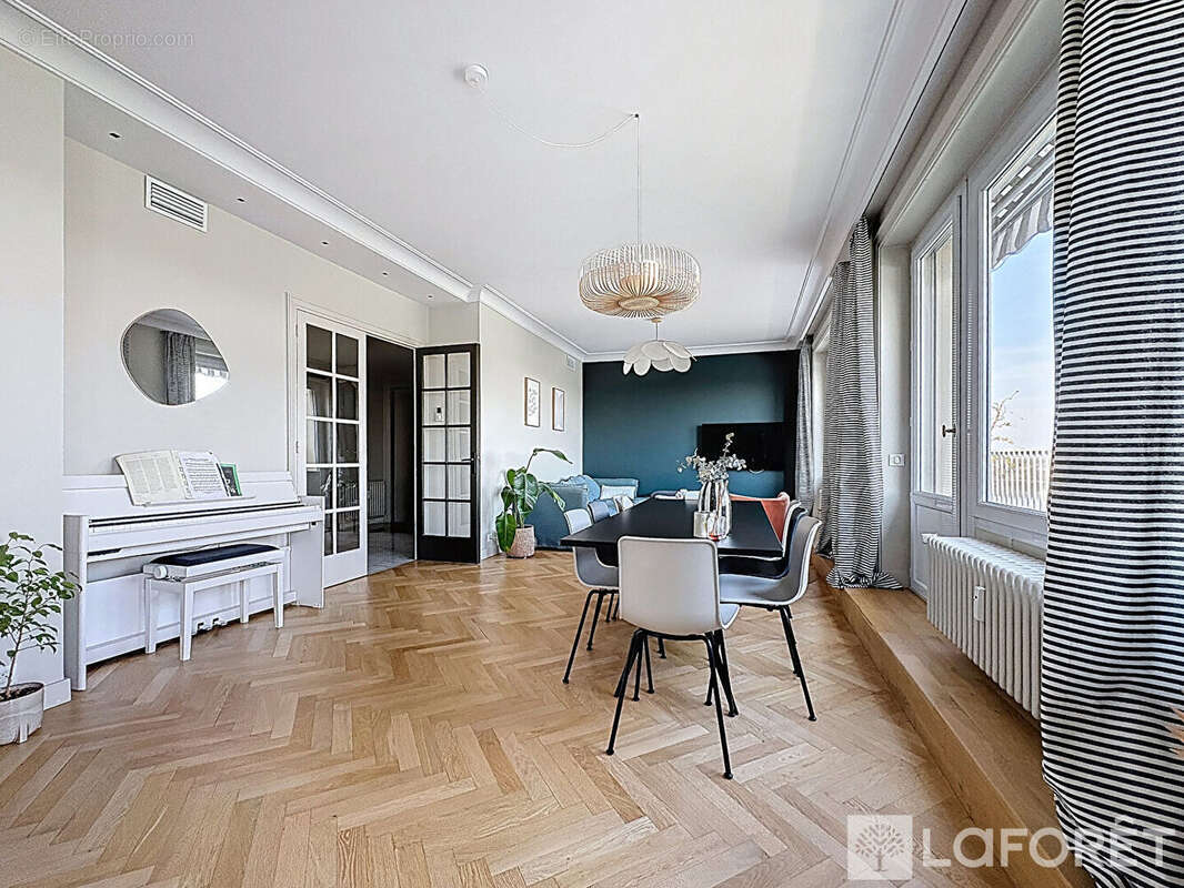 Appartement à CALUIRE-ET-CUIRE