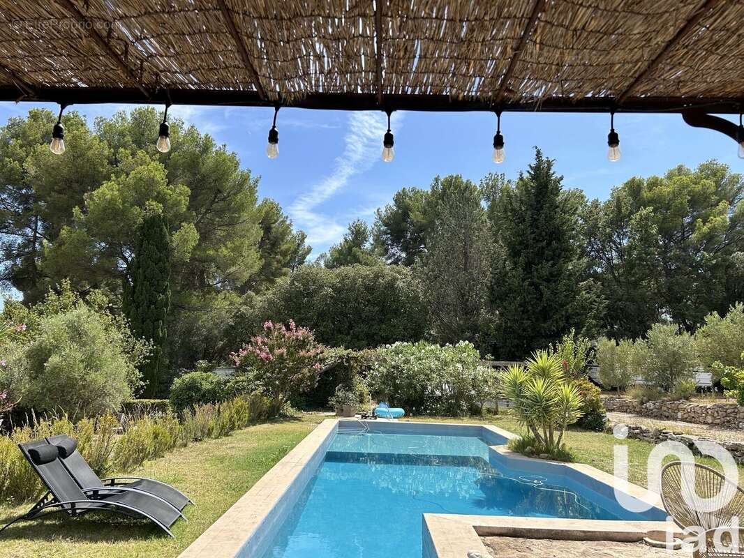 Photo 6 - Maison à LE CASTELLET