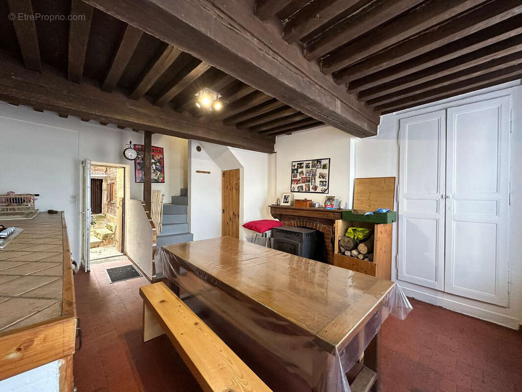 Maison à LORMES