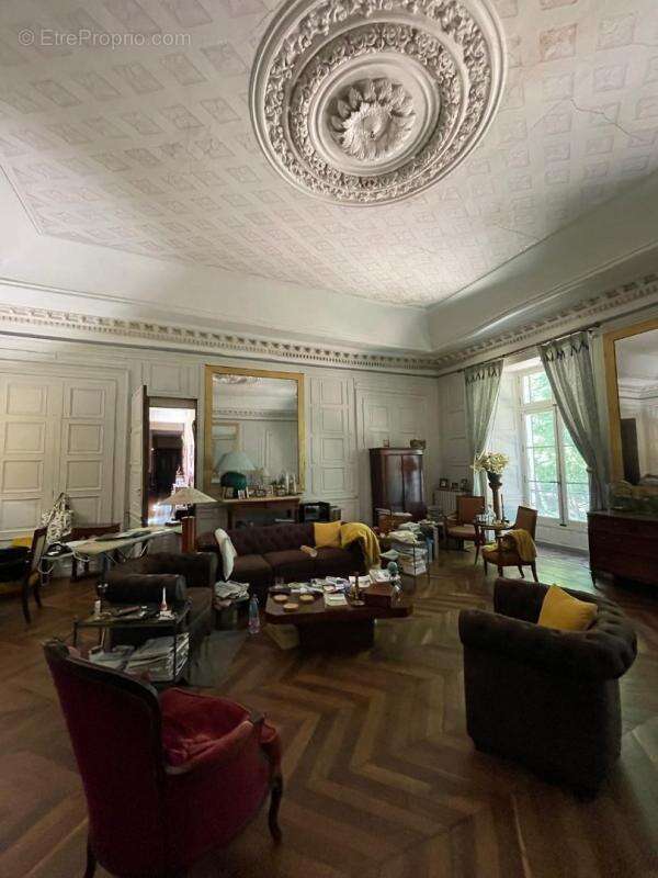 Maison à CHAMPAGNAC-DE-BELAIR