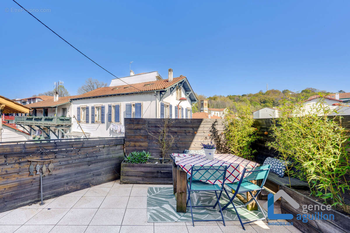 Appartement à URRUGNE